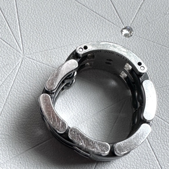 ⨠Stunning One Of A Kind CHANEL Ultra Diamond Black Ceramic 18k White Gold Ring⨠- Picture 11 of 16